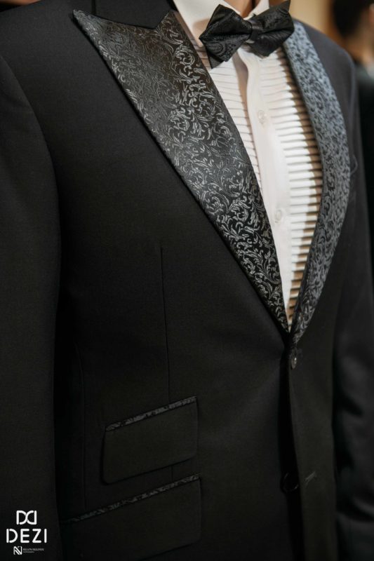 Cận cảnh chiếc tuxedo được rất nhiều quý ông vô cùng yêu thích