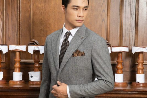 dezi-bespoke-dich-vu-may-suit-tai-nha-an-toan-thuan-tien-nhat-ha-noi