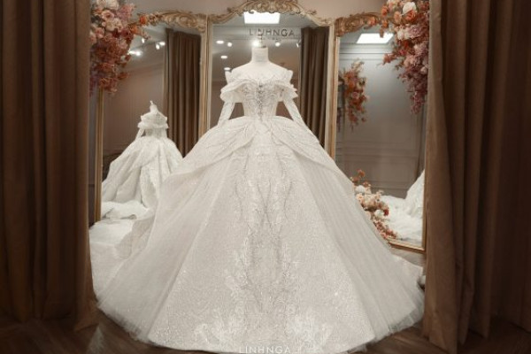 giam-gia-30-vay-cuoi-tai-linh-nga-bridal