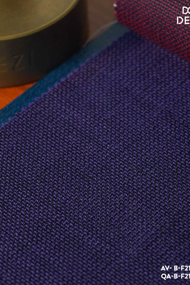 bateman-ogden-vai-tim-tron