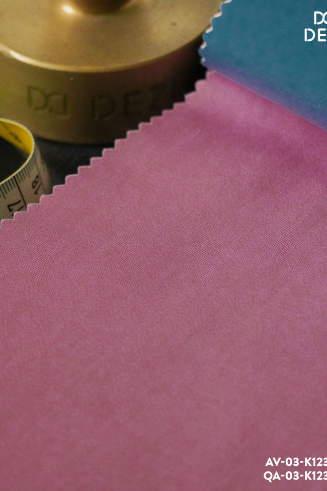 dolce-taylor-vai-hong-tron-2